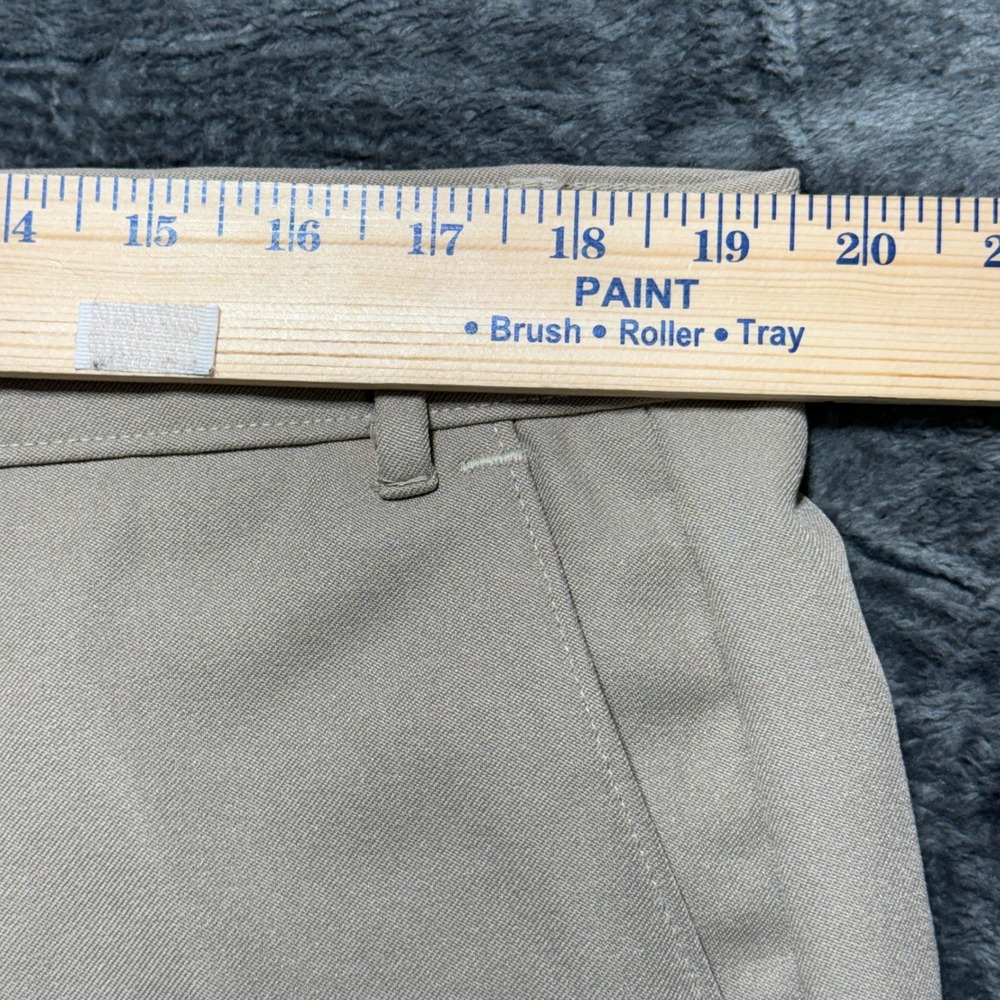 Levi's Action Slacks Pants Mens 40x30 Tan - Picture 5 of 12